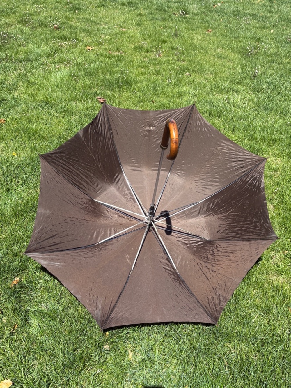 Vintage 70s Louis Vuitton Monogram Large Umbrella Wood Handle Brown and Gold - Picture 3 of 10